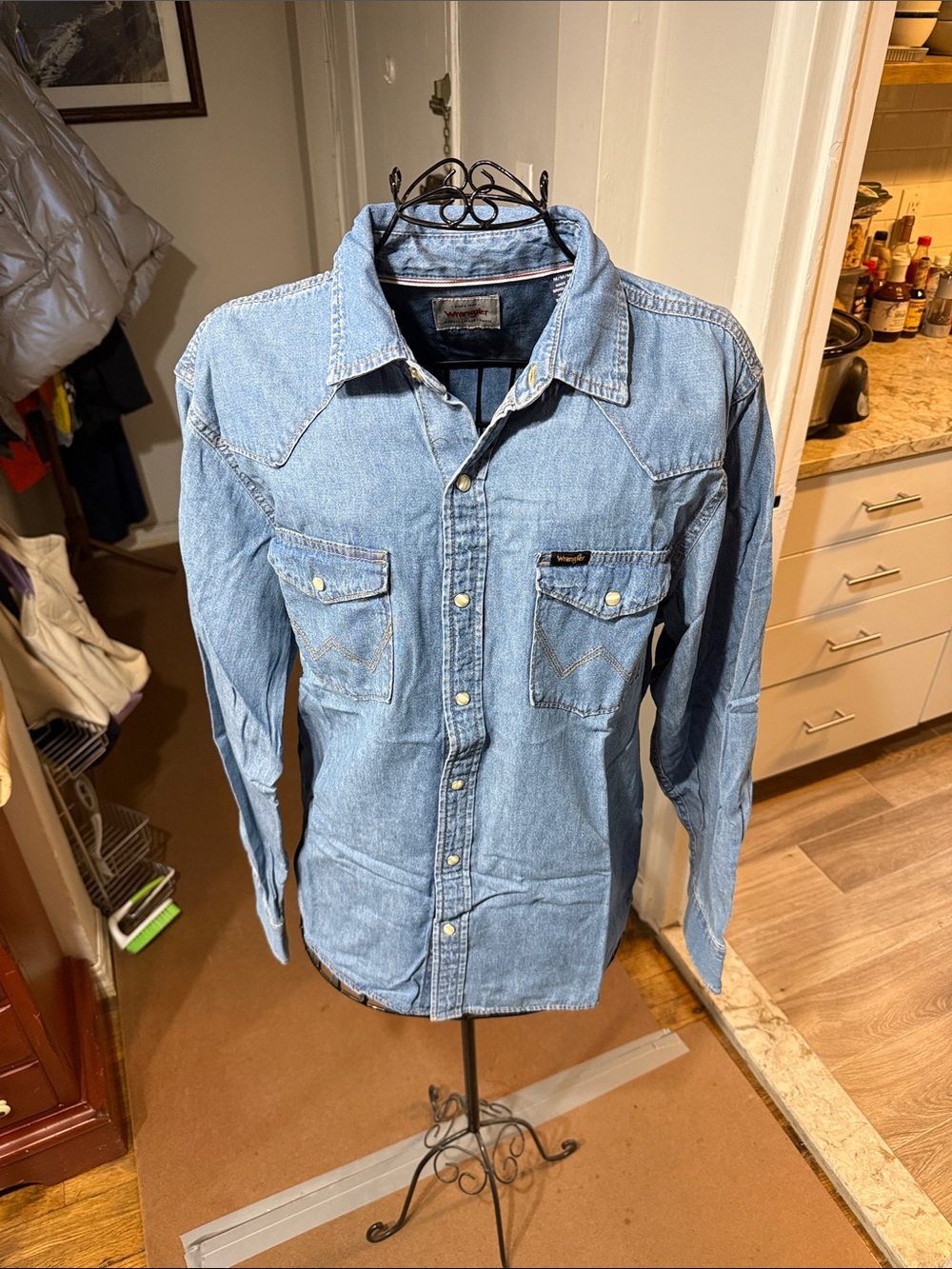 Wrangler Mens Blue Denim Western Pearl Snap Shirt Long Sleeve MED